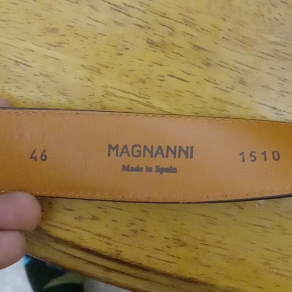 Magnanni Spanish Men's Tan Leather Belt - Picture 2 of 16
